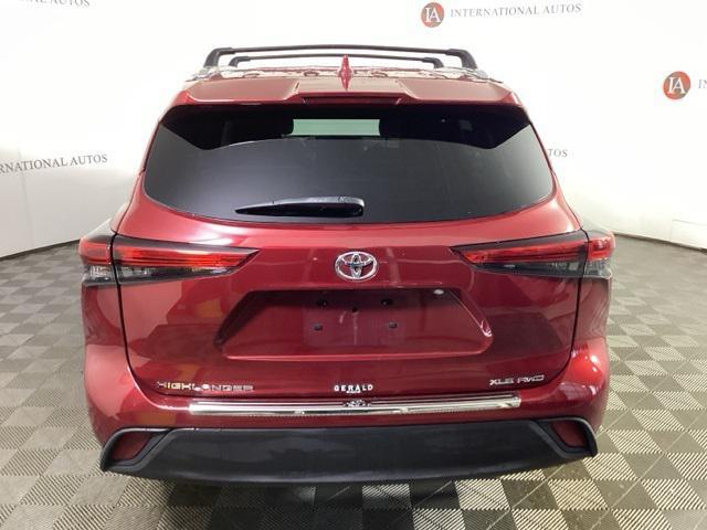 used 2020 Toyota Highlander car, priced at $28,991