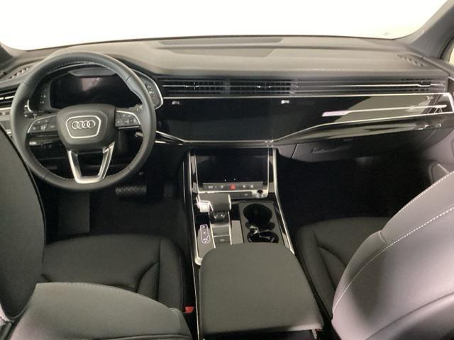new 2025 Audi Q7 car, priced at $66,690