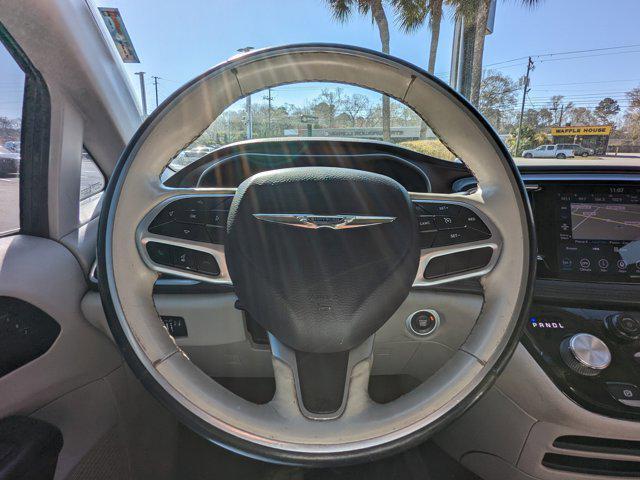 used 2020 Chrysler Pacifica car, priced at $13,850