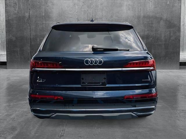 used 2024 Audi Q7 car, priced at $44,850