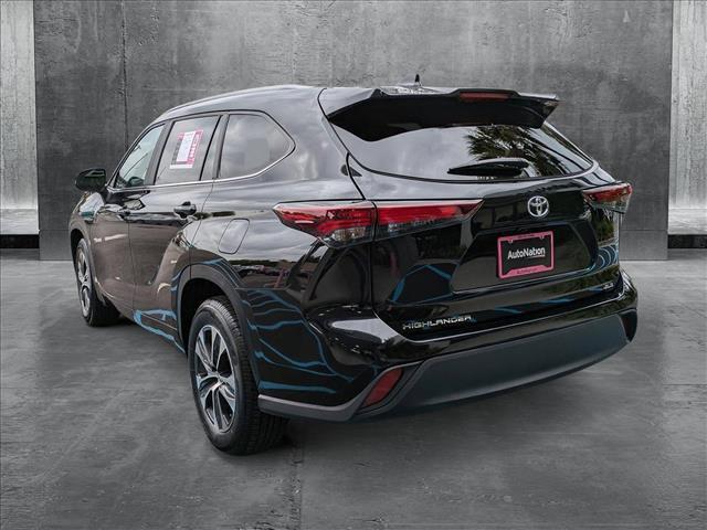used 2024 Toyota Highlander car, priced at $42,117