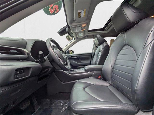 used 2024 Toyota Highlander car, priced at $38,450