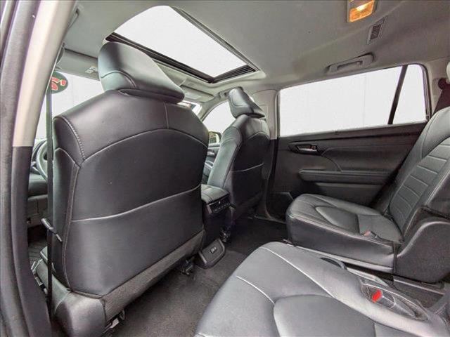 used 2024 Toyota Highlander car, priced at $38,450