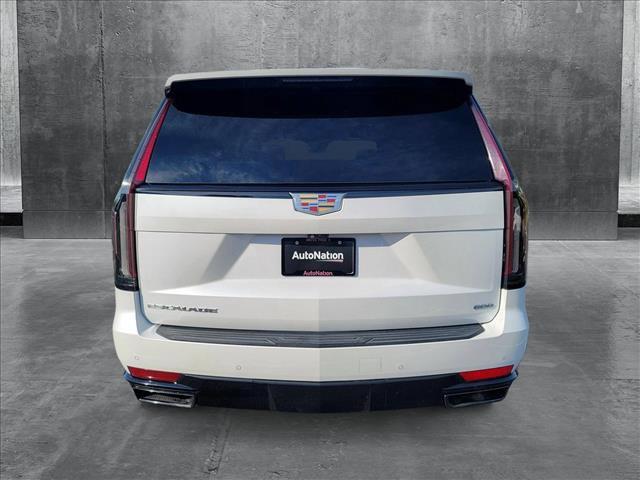 used 2022 Cadillac Escalade ESV car, priced at $64,991