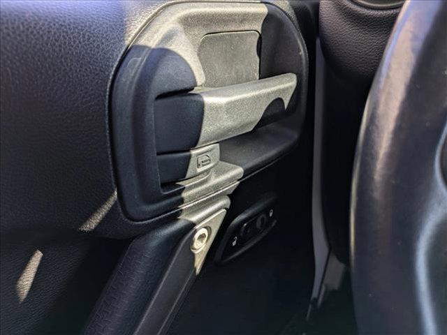 used 2015 Jeep Wrangler Unlimited car, priced at $16,551