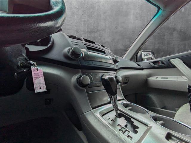 used 2010 Toyota Highlander car, priced at $8,915