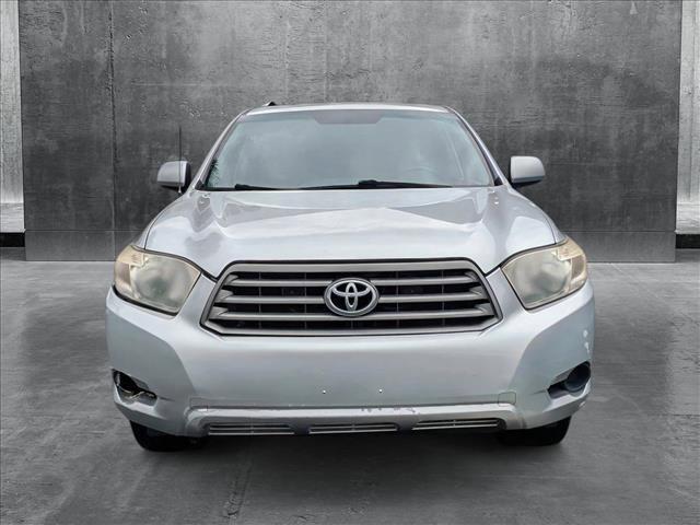 used 2010 Toyota Highlander car, priced at $8,915