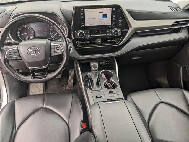 used 2021 Toyota Highlander car, priced at $33,597