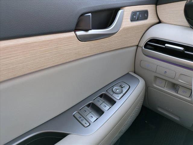 used 2024 Hyundai Palisade car, priced at $37,679