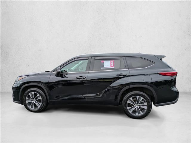 used 2020 Toyota Highlander car, priced at $24,748