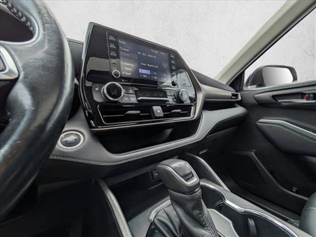 used 2020 Toyota Highlander car, priced at $24,748