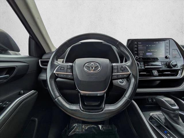 used 2020 Toyota Highlander car, priced at $24,748