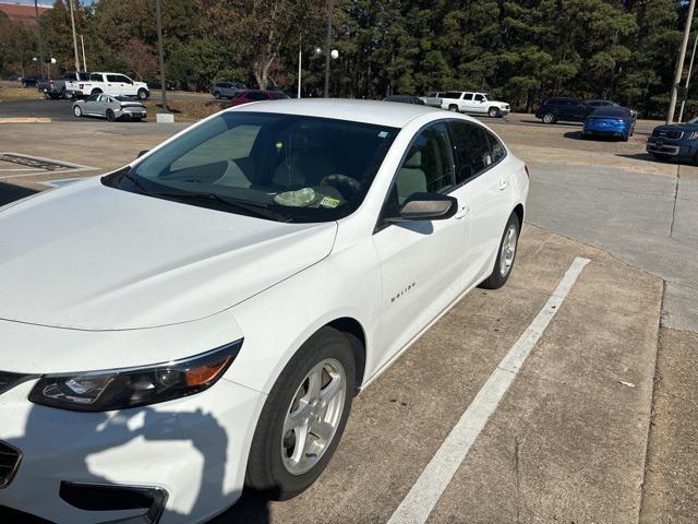 used 2018 Chevrolet Malibu car, priced at $15,995