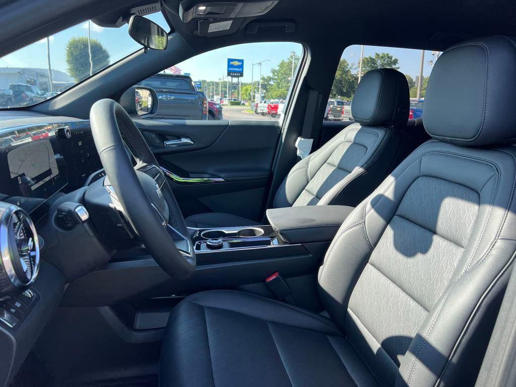 new 2026 Chevrolet Equinox car, priced at $32,540