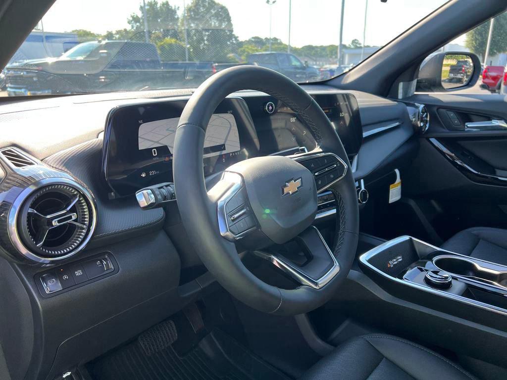 new 2026 Chevrolet Equinox car, priced at $32,540