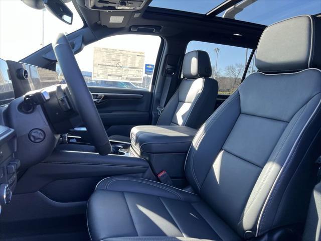 new 2025 Chevrolet Suburban car, priced at $80,435