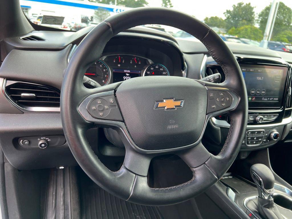 used 2023 Chevrolet Traverse car, priced at $33,593