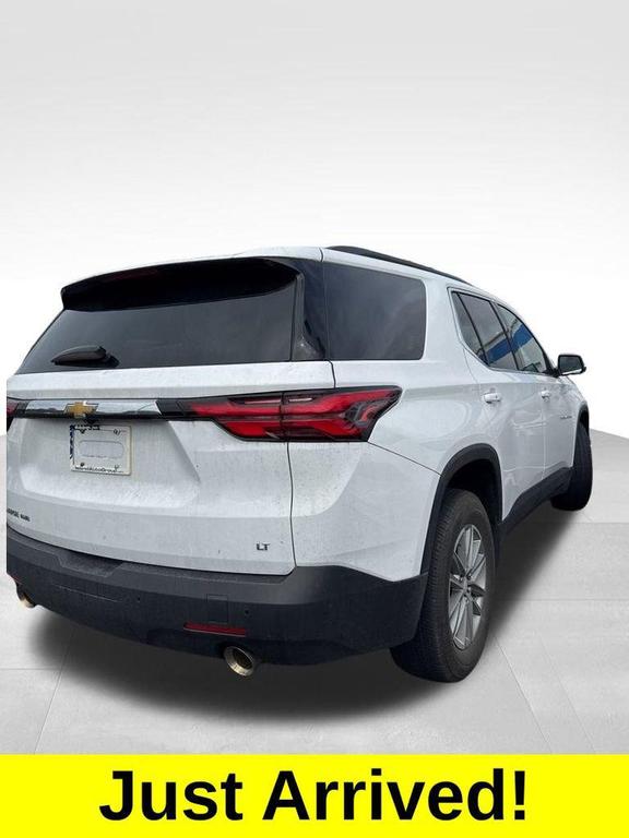 used 2023 Chevrolet Traverse car, priced at $33,721