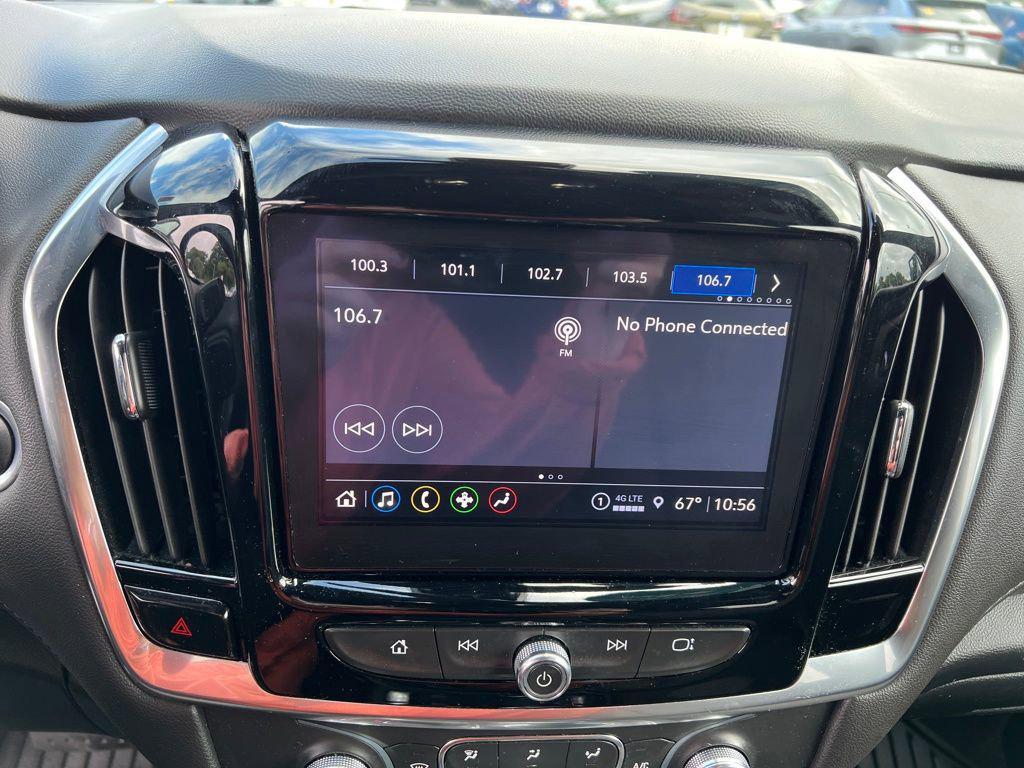used 2023 Chevrolet Traverse car, priced at $33,593
