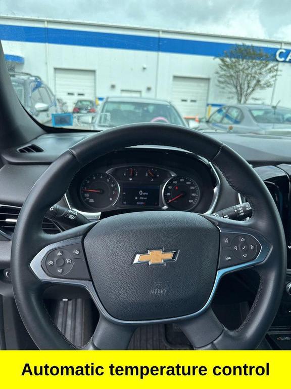 used 2023 Chevrolet Traverse car, priced at $33,721