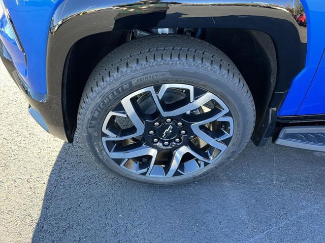 new 2025 Chevrolet Silverado EV car, priced at $98,290