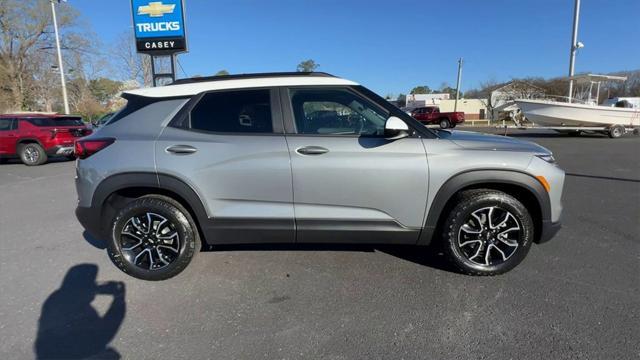 new 2025 Chevrolet TrailBlazer car, priced at $28,390
