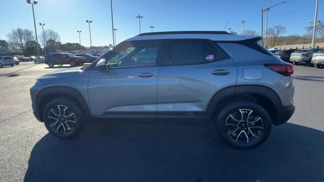 new 2025 Chevrolet TrailBlazer car, priced at $28,390