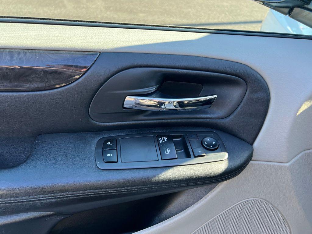 used 2016 Dodge Grand Caravan car, priced at $14,995