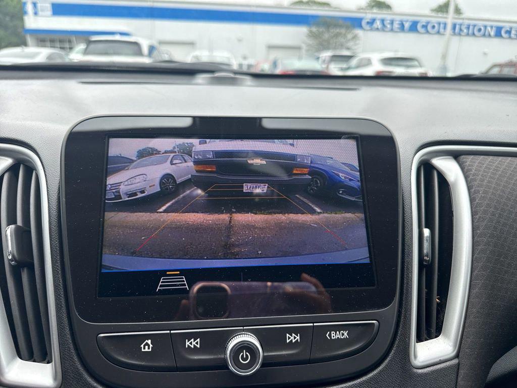 used 2020 Chevrolet Malibu car, priced at $15,700