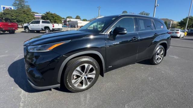 used 2021 Toyota Highlander Hybrid car, priced at $34,796