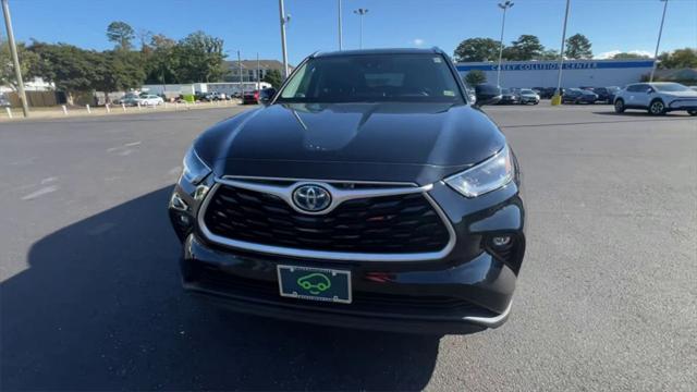 used 2021 Toyota Highlander Hybrid car, priced at $34,796