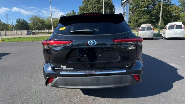 used 2021 Toyota Highlander Hybrid car, priced at $34,796