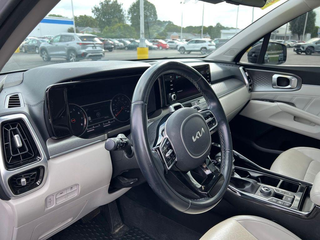 used 2022 Kia Sorento car, priced at $26,200