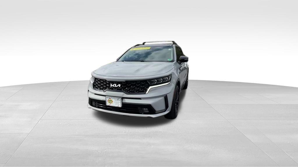 used 2022 Kia Sorento car, priced at $26,200