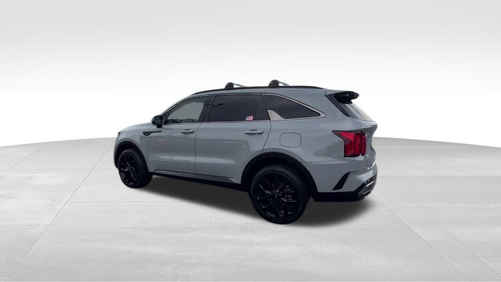 used 2022 Kia Sorento car, priced at $26,200