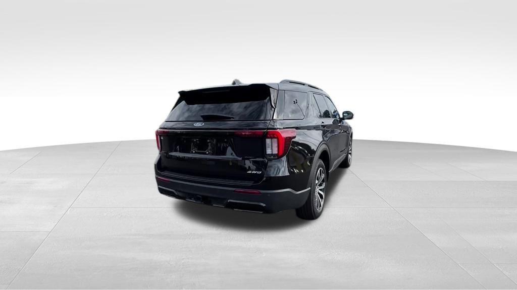 used 2025 Ford Explorer car, priced at $45,000