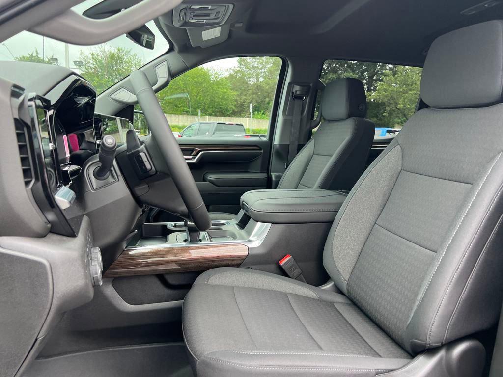 new 2025 Chevrolet Silverado 1500 car, priced at $57,274