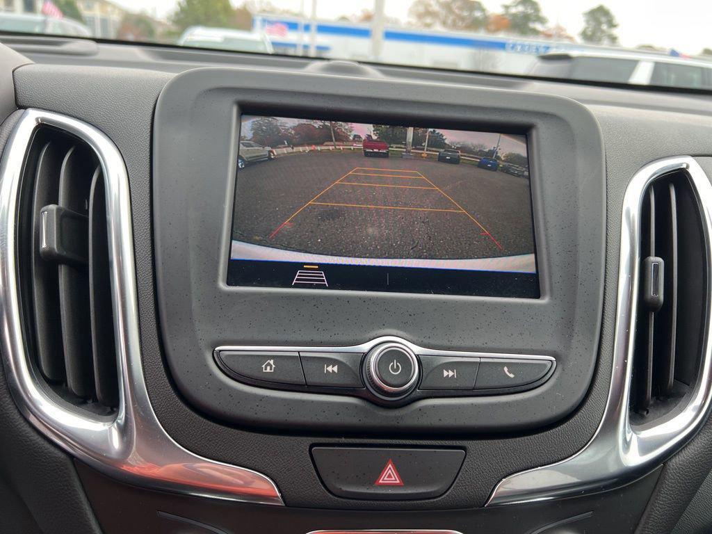 used 2021 Chevrolet Equinox car, priced at $18,900