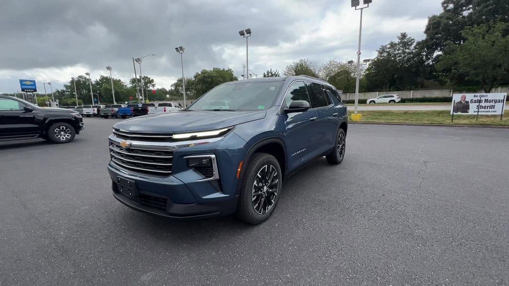 new 2026 Chevrolet Traverse car, priced at $46,195