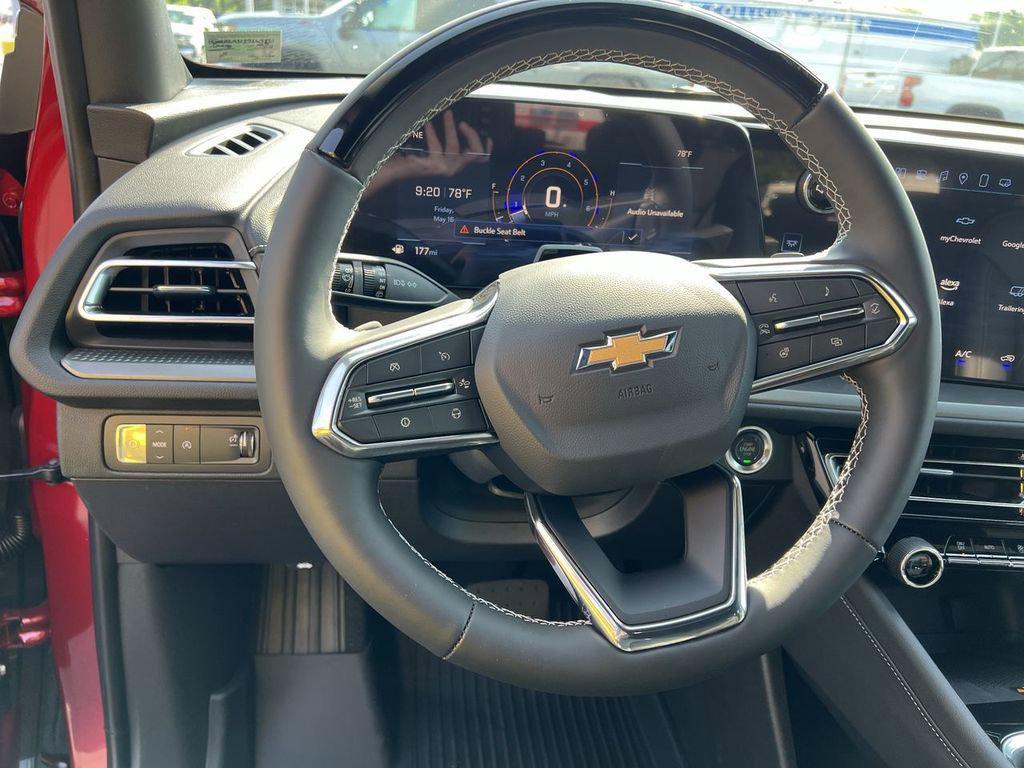 new 2025 Chevrolet Traverse car, priced at $46,125