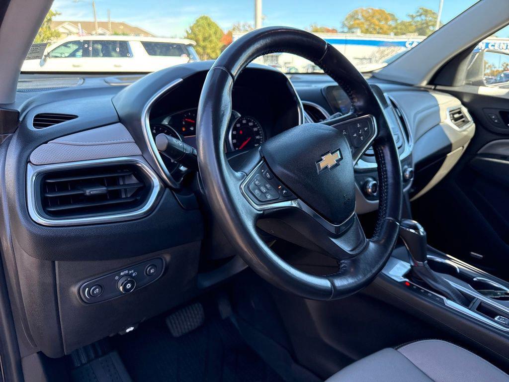 used 2021 Chevrolet Equinox car, priced at $20,900