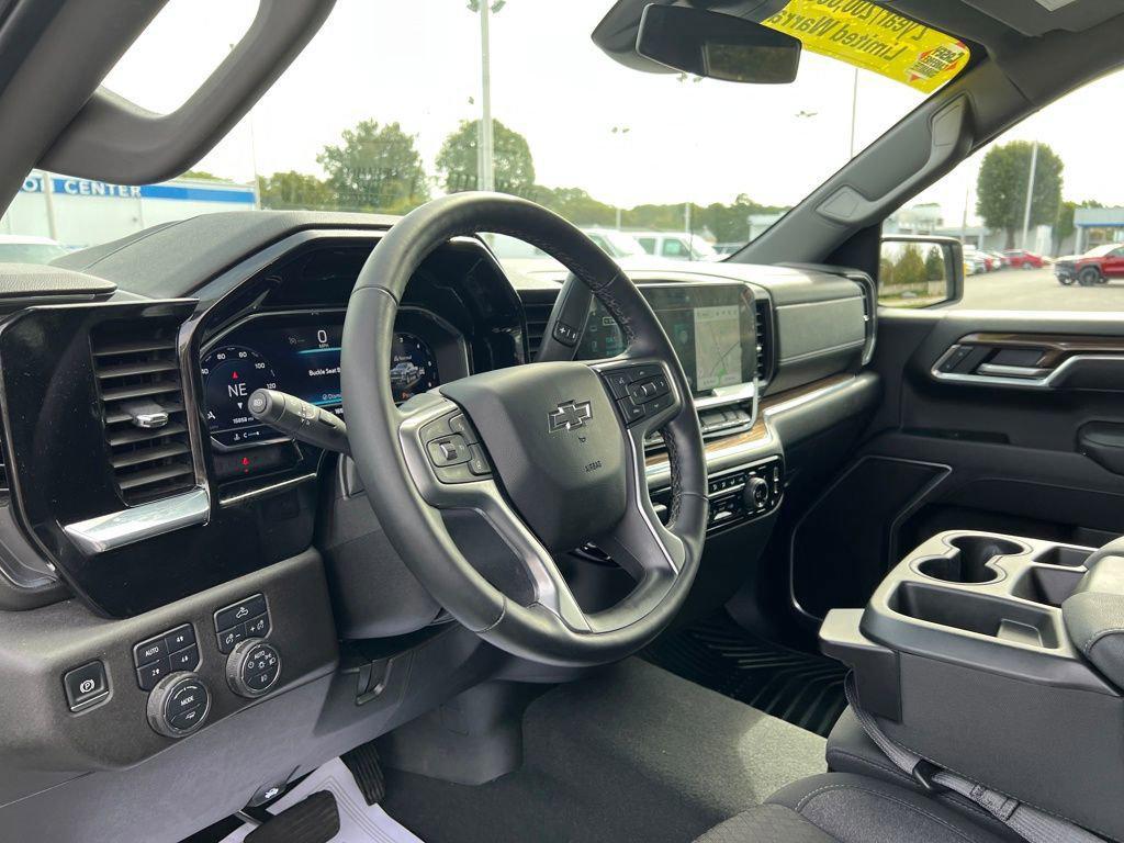 used 2025 Chevrolet Silverado 1500 car, priced at $52,723