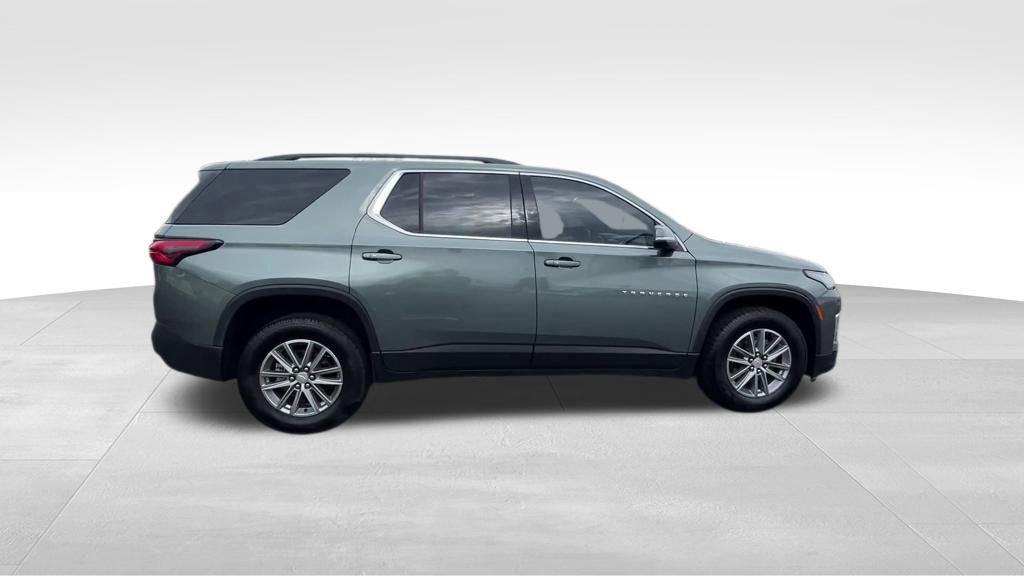 used 2023 Chevrolet Traverse car, priced at $29,382