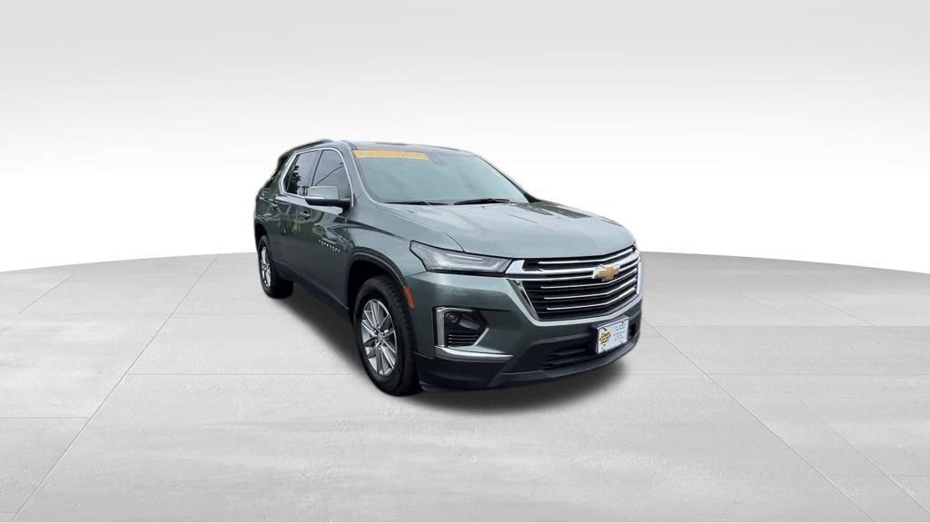 used 2023 Chevrolet Traverse car, priced at $29,382