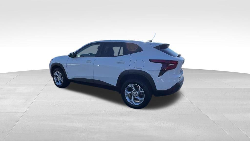 used 2024 Chevrolet Trax car, priced at $21,000