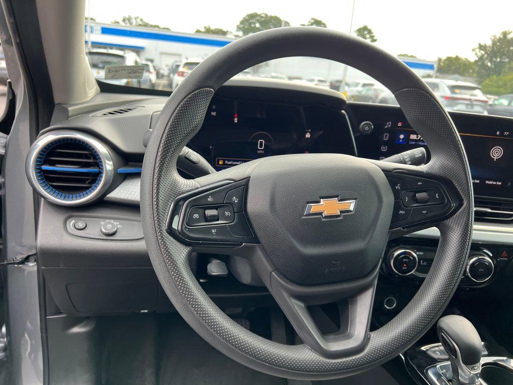 used 2024 Chevrolet Trax car