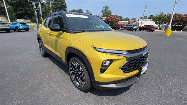 new 2025 Chevrolet TrailBlazer car, priced at $32,720