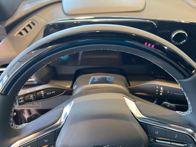 new 2025 Chevrolet Traverse car, priced at $57,593