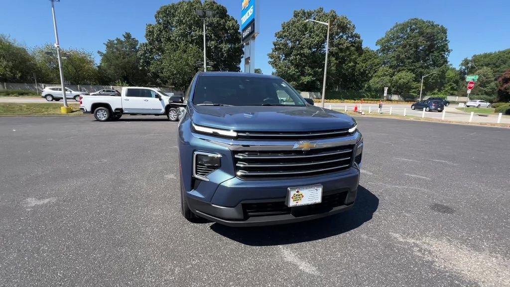 new 2026 Chevrolet Traverse car, priced at $45,219