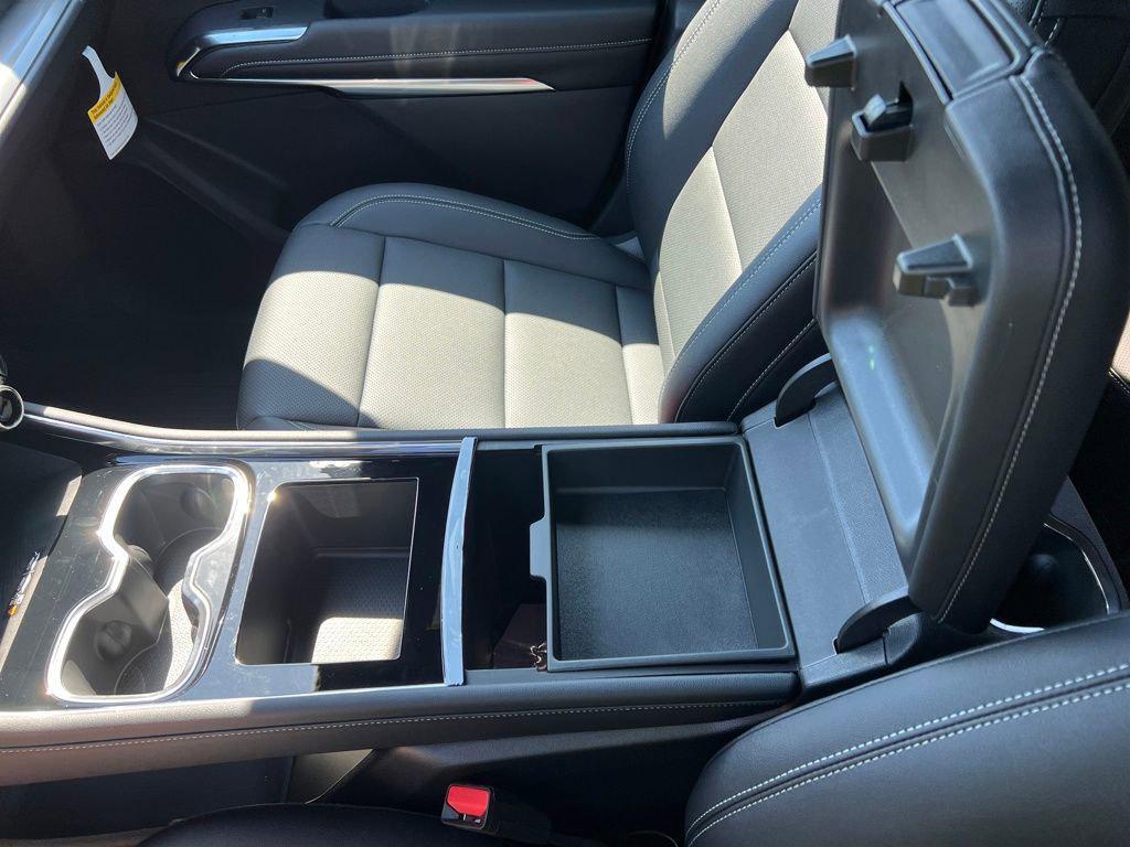 new 2026 Chevrolet Traverse car, priced at $45,219